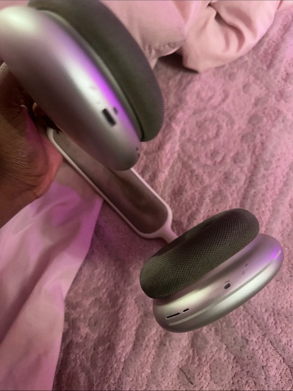 Apple premium wireless